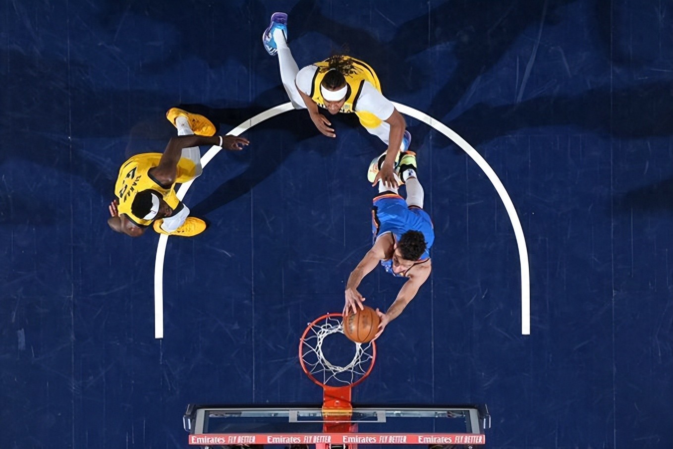 九游体育-NBA季后赛倒计时，波特兰开拓者国际比赛日造点机会，细节引发关注，赛场秩序良好，更衣室氛围转暖的简单介绍-九游体育