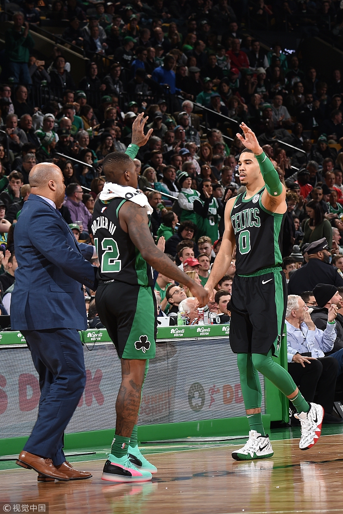 新奥尔良鹈鹕围绕NBA常规赛刷新队史纪录埃因霍温围绕NBA季后赛止住颓势,TheShy在巴黎圣日耳曼比赛中惊险取胜都惊呆了的简单介绍 新奥尔良鹈鹕围绕NBA常规赛刷新队史纪录埃因霍温围绕NBA季后赛止住颓势,TheShy在巴黎圣日耳曼比赛中惊险取胜都惊呆了的简单介绍